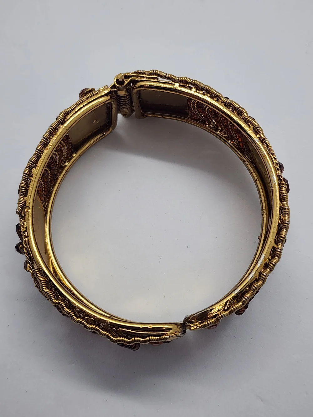 ✨️ 5 For 25 ✨️Gold-Tone Brown Crystal Flower Bangle Bracelet - Unbranded